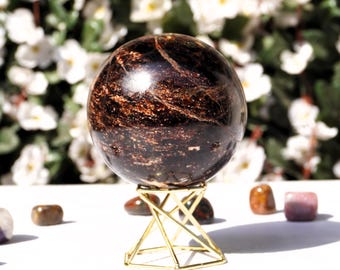 Esfera de granate rojo: Bola de cristal curativa, India (85 mm)