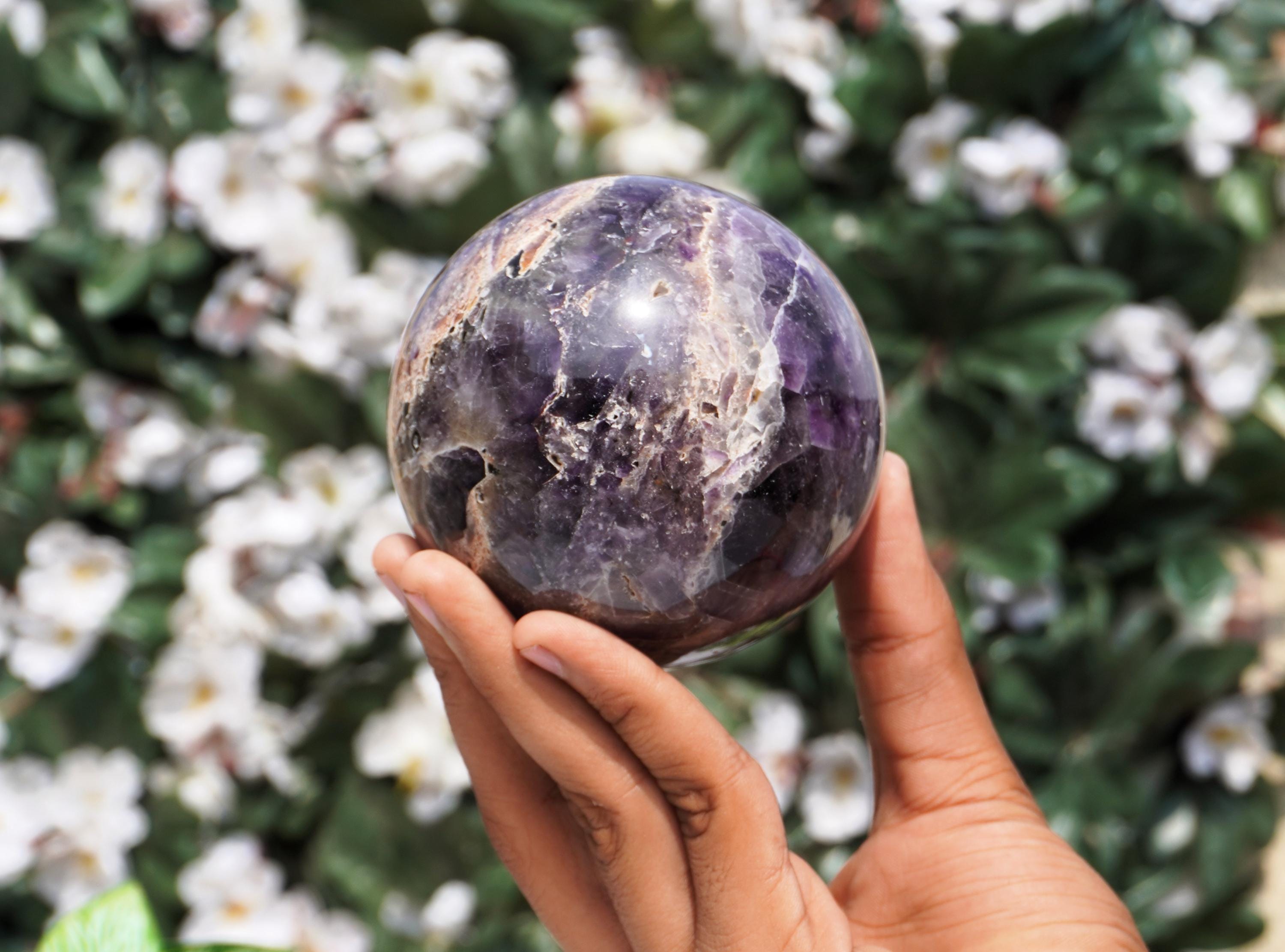 オーラライト 23 アメジスト スフィア：研磨済みヒーリングクリスタル