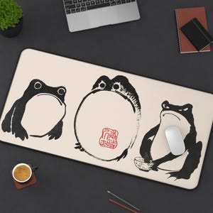 Frog Mousepad Green Desk Mat Aesthetic, Grumpy Frog Large Computer Mat Japanese Mouse Pad For Office Desk Gaming Mousepad Cute Deskmat Japan
