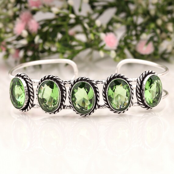 Green topaz bracelet discount