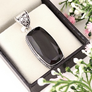 Black Onyx Pendant, Dainty Onyx Pendant Necklace, Handmade Gemstone 925 Sterling Silver Plated Pendant, Vintage Style Pendant For Her & Mom