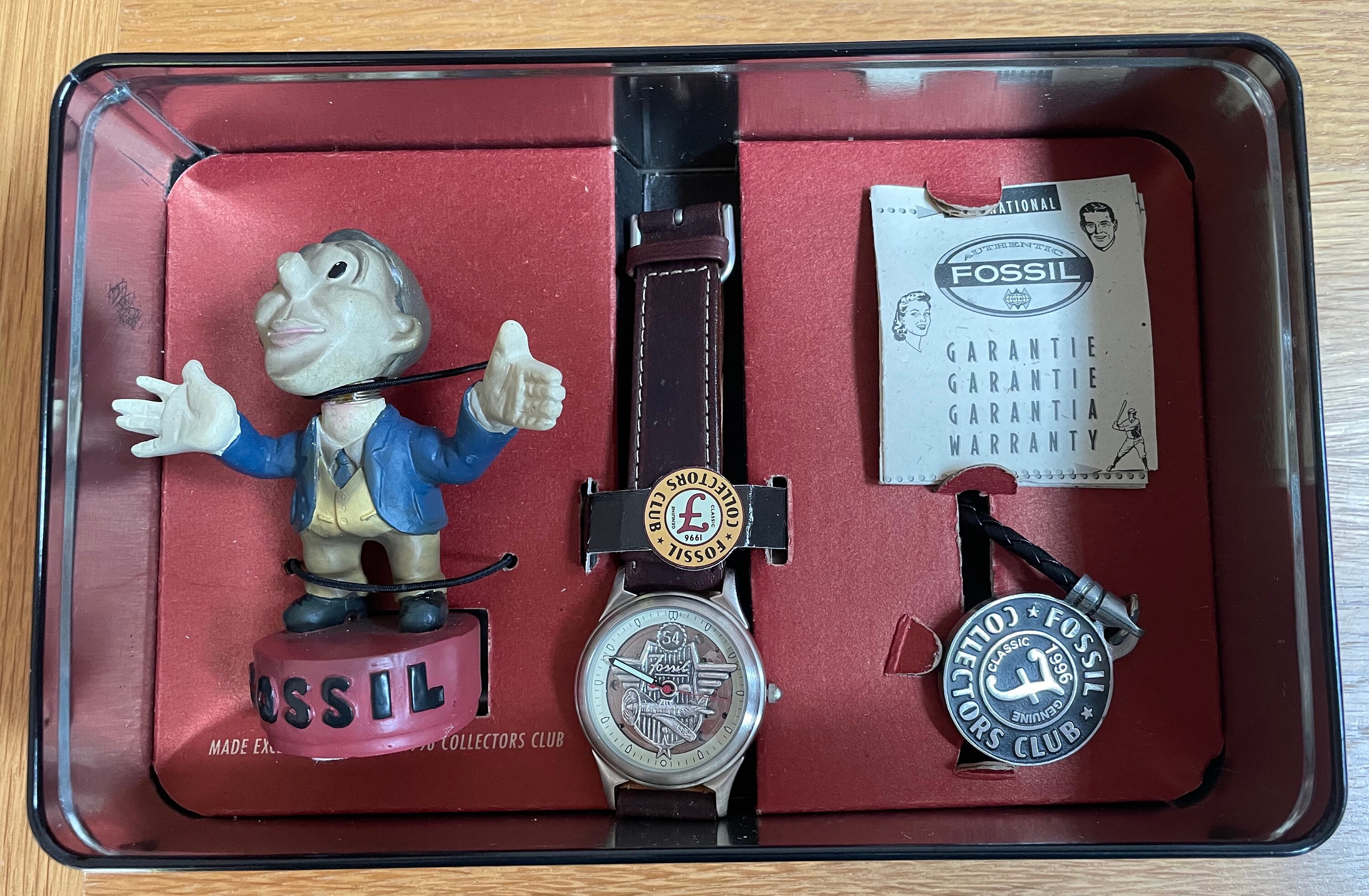Collectable fossil online watches