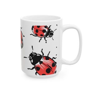 Mug rouge coccinelle - motif ludique dessiné à la main, poignée confortable image 8