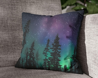 Coussin décoratif aurores boréales : scène de forêt céleste (impression recto-verso)