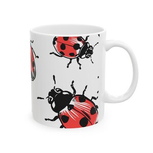 Mug rouge coccinelle - motif ludique dessiné à la main, poignée confortable image 7