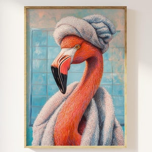 Impresión artística de pared de flamenco con bata de baño y turbante para el cabello / póster de flamenco de estética atrevida, retrato divertido de animal alterado, decoración de baño