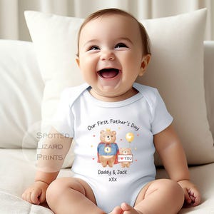 Our First Father&#39;s Day Baby Girl / Boy Outfit (First Father&#39;s Day 1st Father&#39;s Day Daddy Dad Father&#39;s Day l New Dad Gift | Love My Dad)