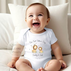 Our First Father&#39;s Day Baby Girl / Boy Outfit (First Father&#39;s Day 1st Father&#39;s Day Daddy Dad Father&#39;s Day l New Dad Gift | Love My Dad)