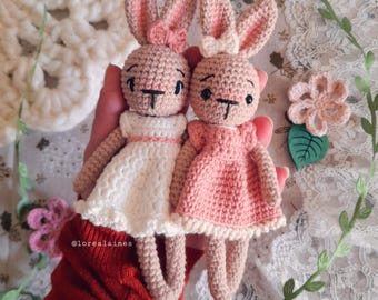 French crochet pattern for a bunny by Loréalaines