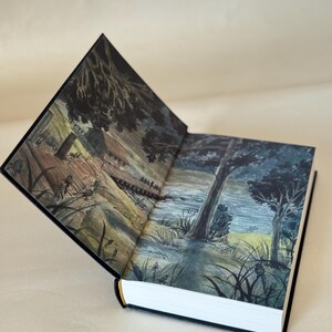 If We Were Villains ( illustrated special edition, rebind recase) image 5