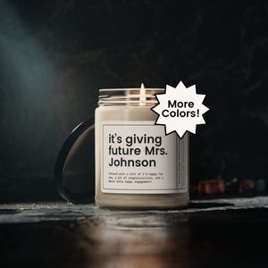 It&#39;s Giving Custom Engagement Gift, Personalized Engagement Gift, Engaged Candle, Bridal Shower Gift, Funny Engagement Gift for Bride to Be