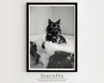 Stampa divertente di un gatto nero nella vasca da bagno: arte animale da bagno (download digitale)