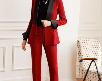 Korean Style Bespoke Women Business Office Lady Suit - China Women