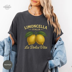 Limoncella Italia Vintage Tee, Lemon Graphic Shirt, Italian Summer T-Shirt, Gift For Lemon Lovers, Cocktails Tee