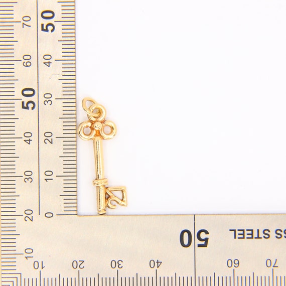 21 Coming of Age Door Key 9ct Gold Charm Pendant … - image 10