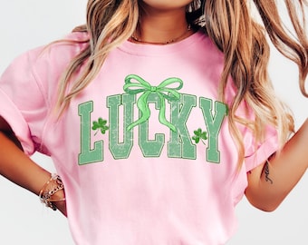 St. Patrick's Day Comfort Colors Shirt, Retro Distressed Coquette LUCKY T-Shirt, St. Patty's Day T-Shirt, Shamrock Shirt, irisches Womens T