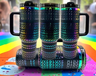 BARRA DE OFERTAS Vaso térmico de acero inoxidable sin costuras de 1,2 litros (40 oz) con pajita, grabado láser "Love Is Love"