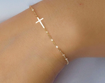 Tiny Cross Bracelet - Mini Cross Bracelet, Confirmation gift for girl, Christmas gifts for her mom sister daughter, Birthday gifts, CR04BS