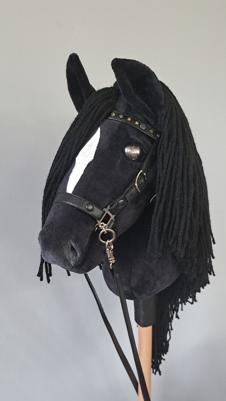 Hobby Horse NEGRO con una mancha raya imagen 2