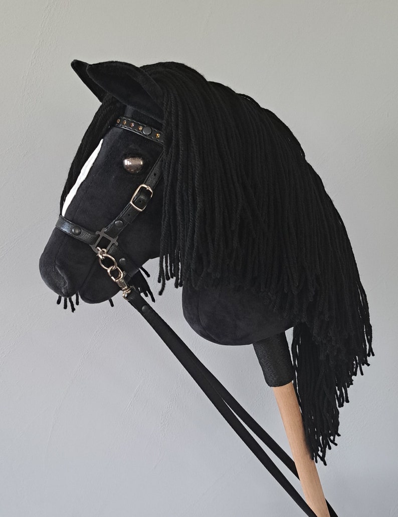 Hobby Horse NEGRO con una mancha raya imagen 1