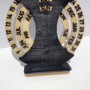 Perpetual calendar
