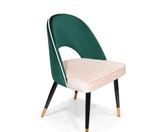 Cadeira em veludo com estrutura em ferro - Velvet chair with iron structure