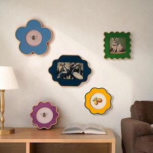 Peacock Wall Art in Distressed Wood Frame: Colorful Home Decor, 4x6