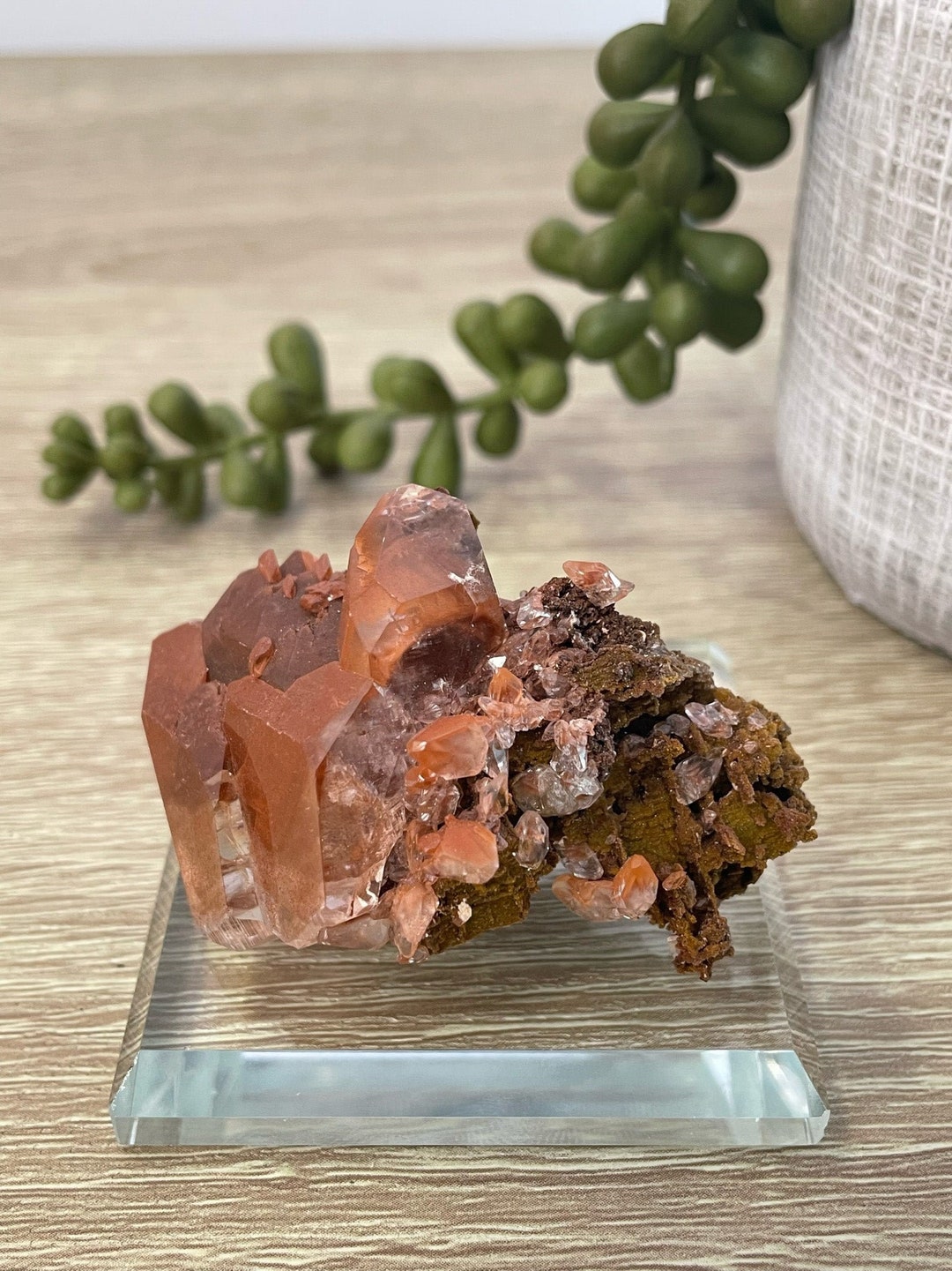 レッドダイヤモンドカルサイト Red Diamond Calcite - Etsy Canada 置物
