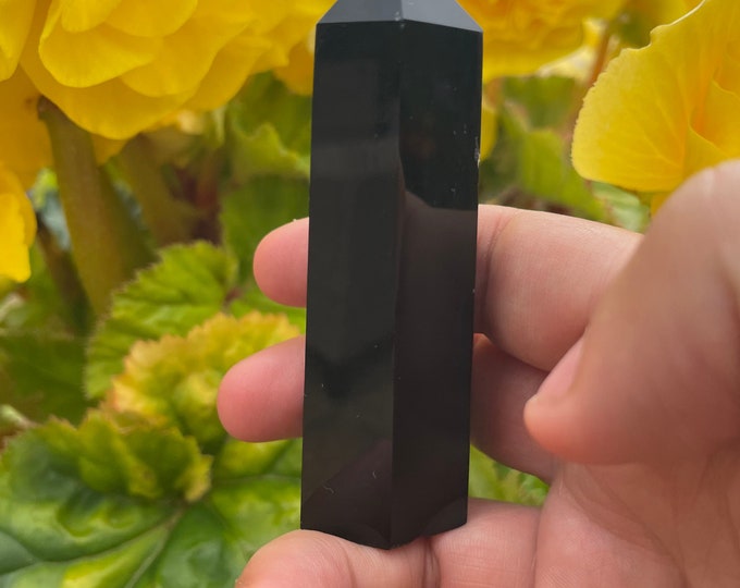 819G Obsidian Crystal Tower