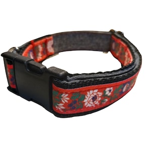 Dog collar FOLK red