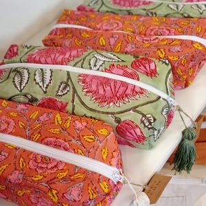 Make-up bag - zip pouch - wash bag - handmade