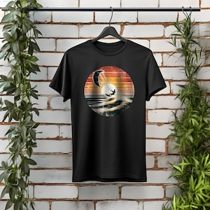 Kitesurfing Retro Sunset Kitesurfer Graphic T-Shirt, gift idea for watersport lovers, kiteboarding surf culture.