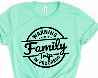 Familienreise 2025 Shirt, Warnung Familienreise in Fortschritt Shirt, Sommerferien Shirt, Familienreise T-Shirt, Reisefamilie Shirt, Sommerreise