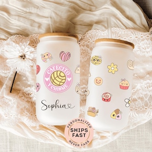 Cafecito Y Chisme Cup Personalized Glass Can Tumbler With Bamboo Lid, Coffee lovers Panaderia Cup Pan Dulce Gift For Her, Pink Concha lover