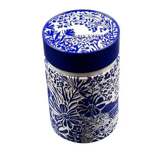 Tea tin Côte d’Azur BLUE– 150g – Aroma-tight tin in Mediterranean design – Storage tin for tea, coffee & spices