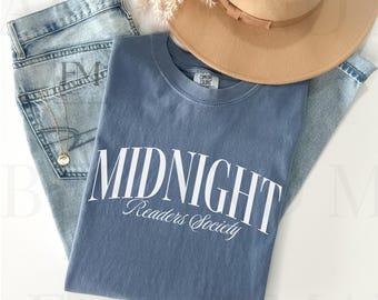 Late night readers book club gift Comfort Colors midnight reading t-shirt for night owl book lover merch literary bookworm gift for her