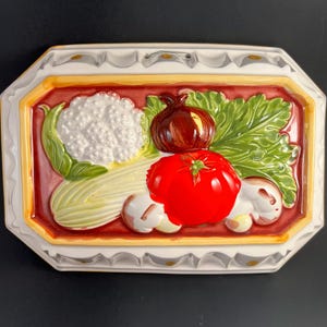 Wall Decor Ceramic Mold Vegetables Celery Tomato Onions Mushroom Califlower appox. 8&quot; x 11&quot;