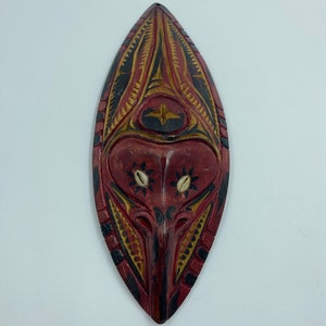 Traditional wooden carving, Exotic from Papua New Guinea wall decoration