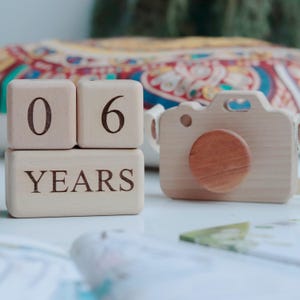 Wooden Baby Milestone Blocks Toy | Capture Unforgettable Moments with These Monthly Age Blocks & Camera Toy! Baby Shower Gift For New Parent