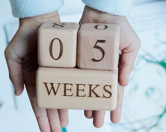 Meilensteinblöcke aus Holz - Halte unvergessliche Momente mit diesen Woche-Monat-Jahr-Würfeln fest! Neugeborenen Geschenk Babyparty | Kinderfotorequisiten