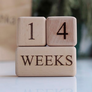Wooden Milestone Blocks Capture Unforgettable Moments with These Week Month Year Cubes Newborn Baby Shower Gift Children's Photo Props image 5