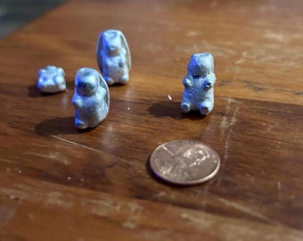 Figura de oso de aluminio hecha a mano – Decoración rústica de metal para escritorio