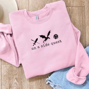 Black Design-light pink-cropped