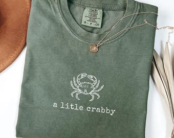 Maglietta con granchio, maglietta con granchio costiero, maglietta per amanti della spiaggia, carina, un po' granchietta, vibrazioni oceaniche, felpa con cappuccio grafica granchietta, divertente felpa con vita marina, idea regalo