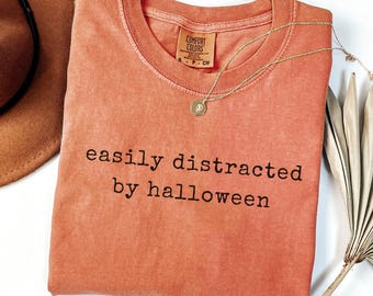 Halloween Shirt Spooky Season T-Shirt Funny Halloween Lover Tee Fall Halloween Gift Trick Or Treat Tshirt Halloween Party Sweatshirt Hoodie