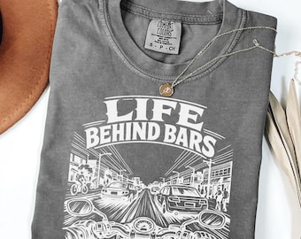 Motorcycle Shirt Funny Biker Tee Rider Gift Motorcyclist Tshirt Street Bike Cafe Racer Shirt Motorcycle Dad Vintage Moto Apparel Biker Chick