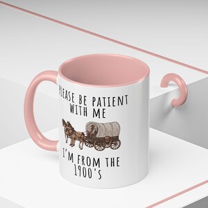 Caneca de aniversário engraçada, presente para alma antiga, caneca com humor vintage, presente para amante da história, caneca com humor do Velho Oeste, caneca sarcástica e engraçada, presente para colega de trabalho, ideia de presente original. imagem 16