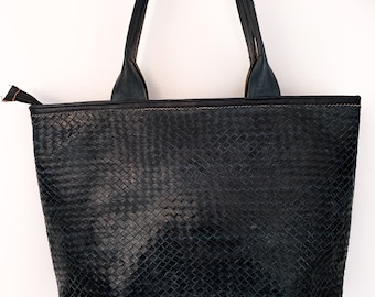 Bolso de mano de cuero marroquí hecho a mano: bolso de viaje con relieve
