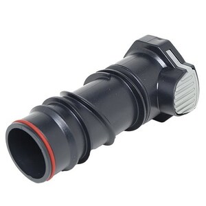 Pode incluir: Conexão de tubo de plástico preto com uma vedação de borracha vermelha e uma tampa de plástico cinza. A conexão tem uma extremidade rosqueada e uma extremidade lisa e arredondada.