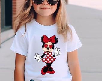 ミニーマウスのバースデーシャツ、ディズニーランド旅行、女の子の2歳の誕生日